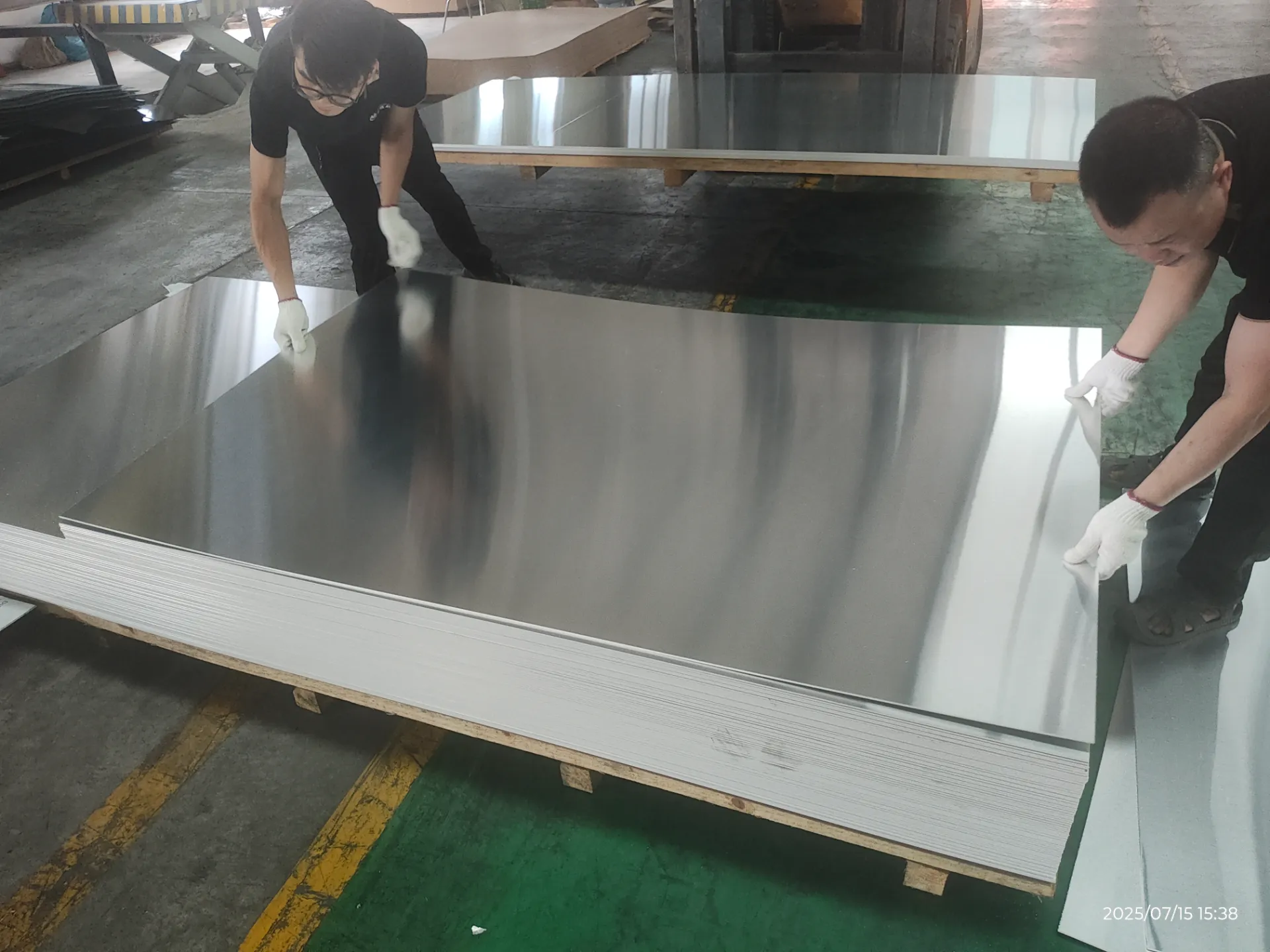 The Science Behind White Core A2 Fireproof Anodized Aluminum Composite Panels The Science Behind White Core A2 Fireproof Anodized Aluminum Composite Panels